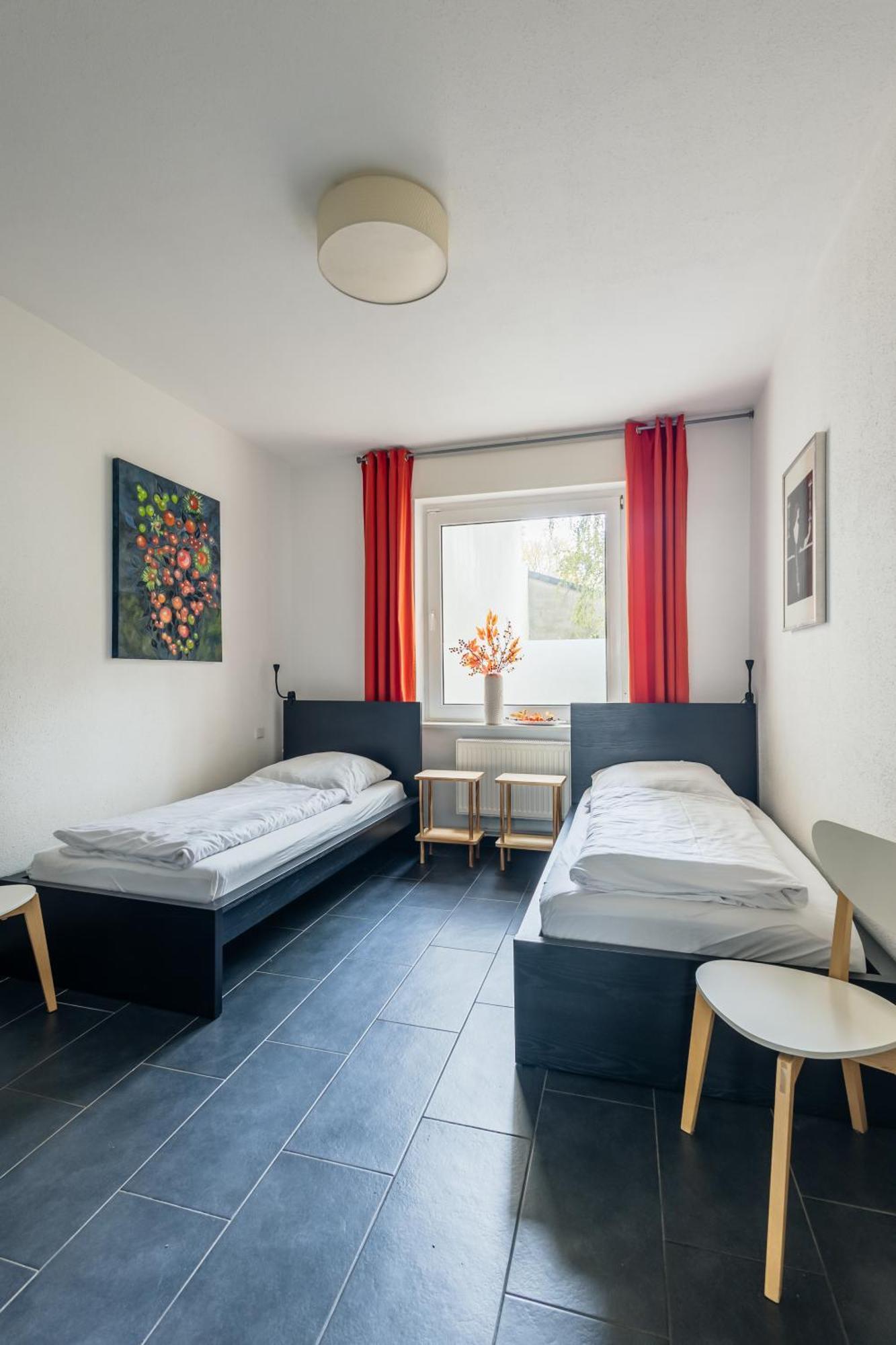 Centrally Located 2-Room Apartment Ганновер Экстерьер фото
