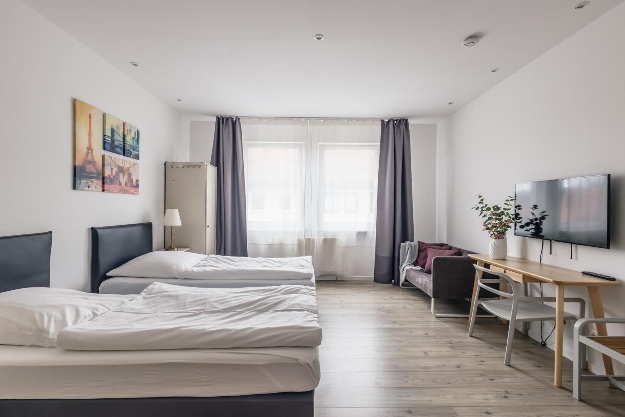Centrally Located 2-Room Apartment Ганновер Экстерьер фото