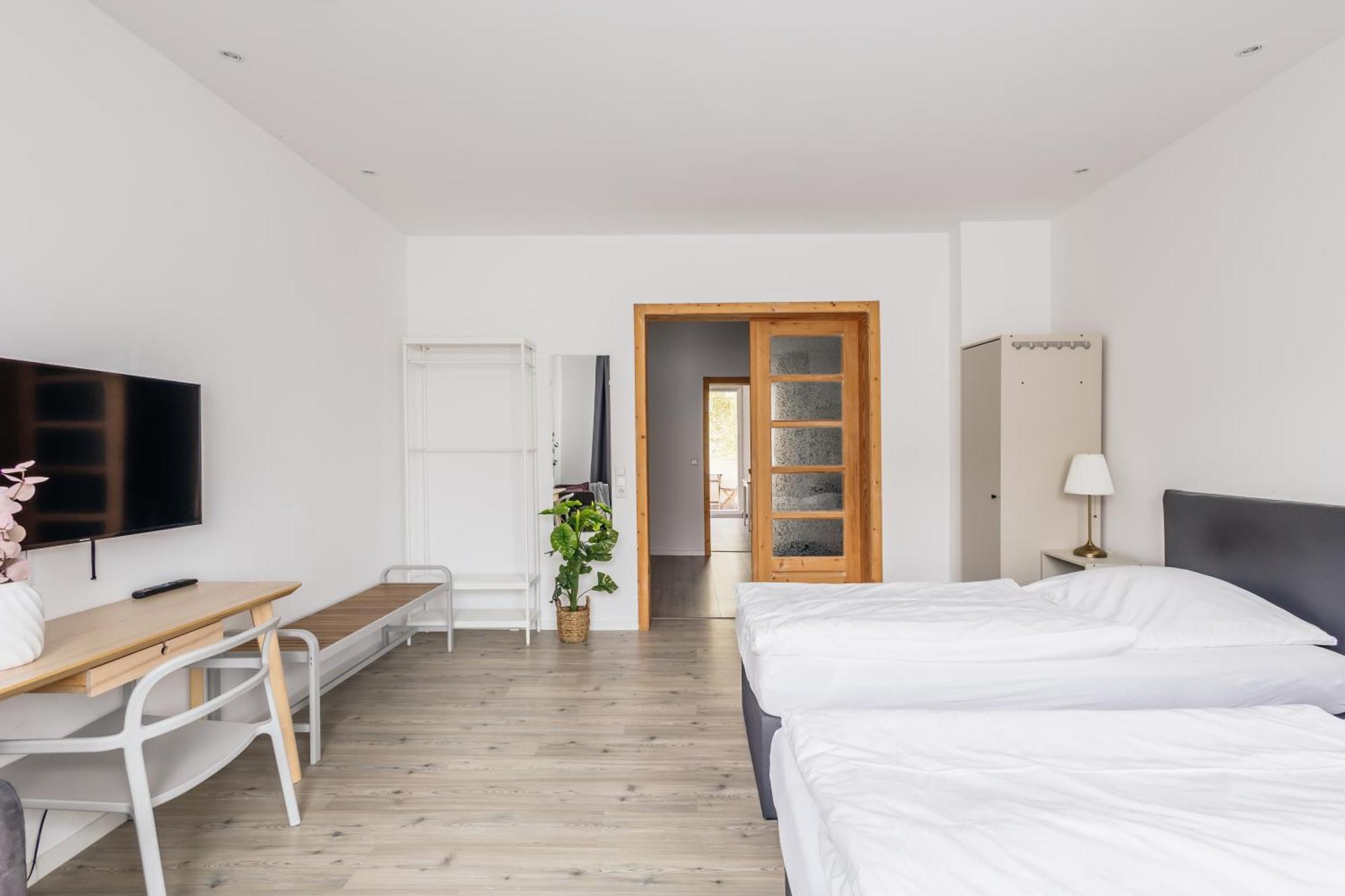 Centrally Located 2-Room Apartment Ганновер Экстерьер фото