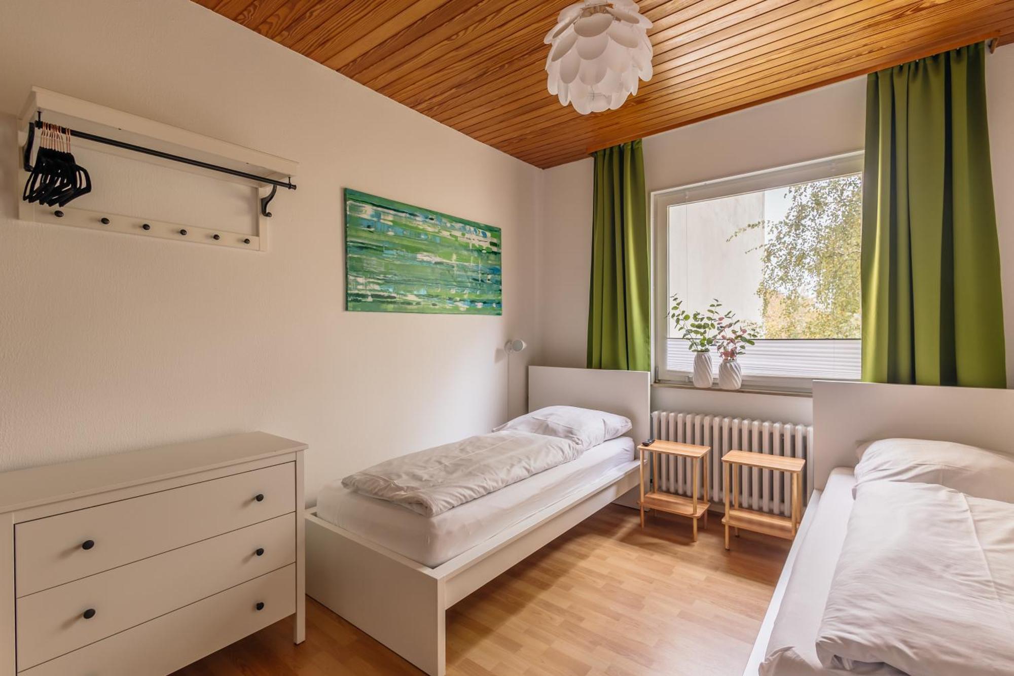 Centrally Located 2-Room Apartment Ганновер Экстерьер фото