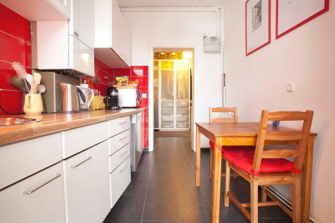 Centrally Located 2-Room Apartment Ганновер Экстерьер фото